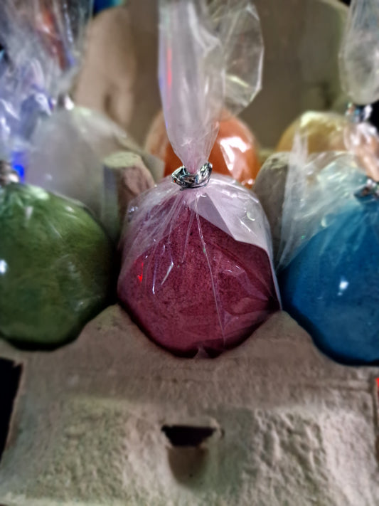 Box of 6 Egg Bath Bombs